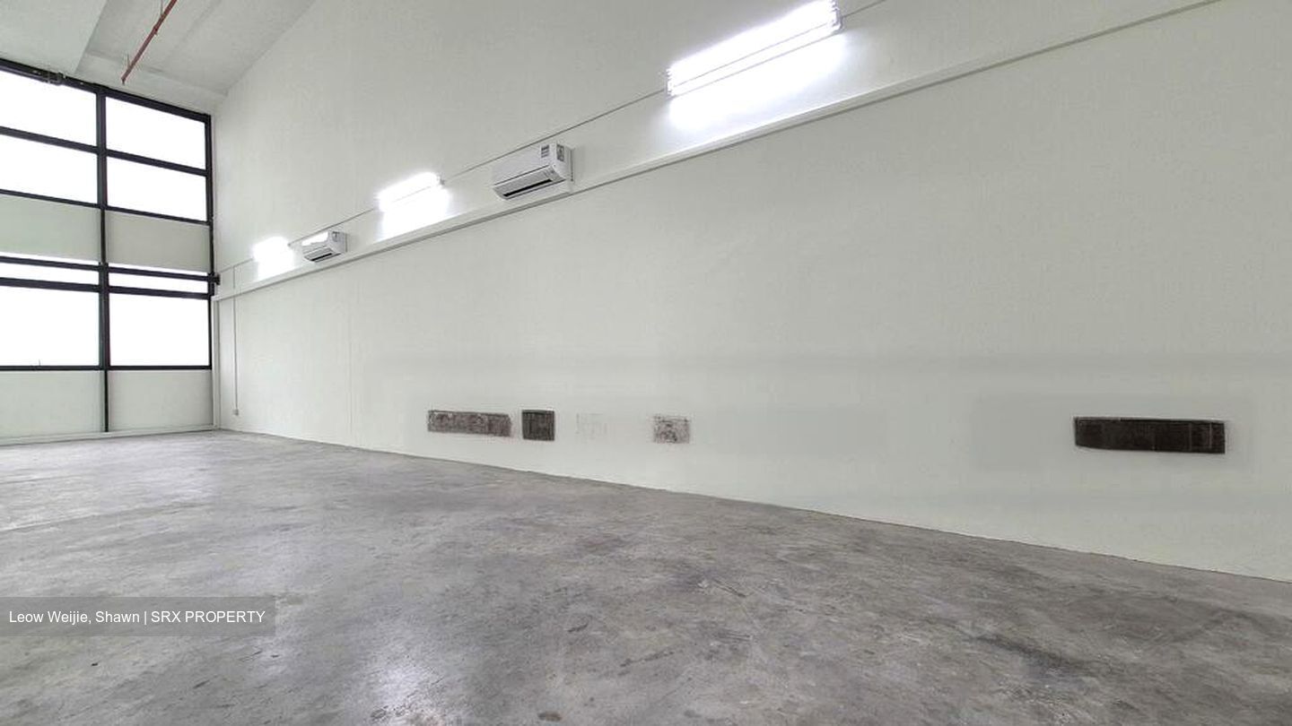 Oxley Bizhub (D14), Factory #466583951